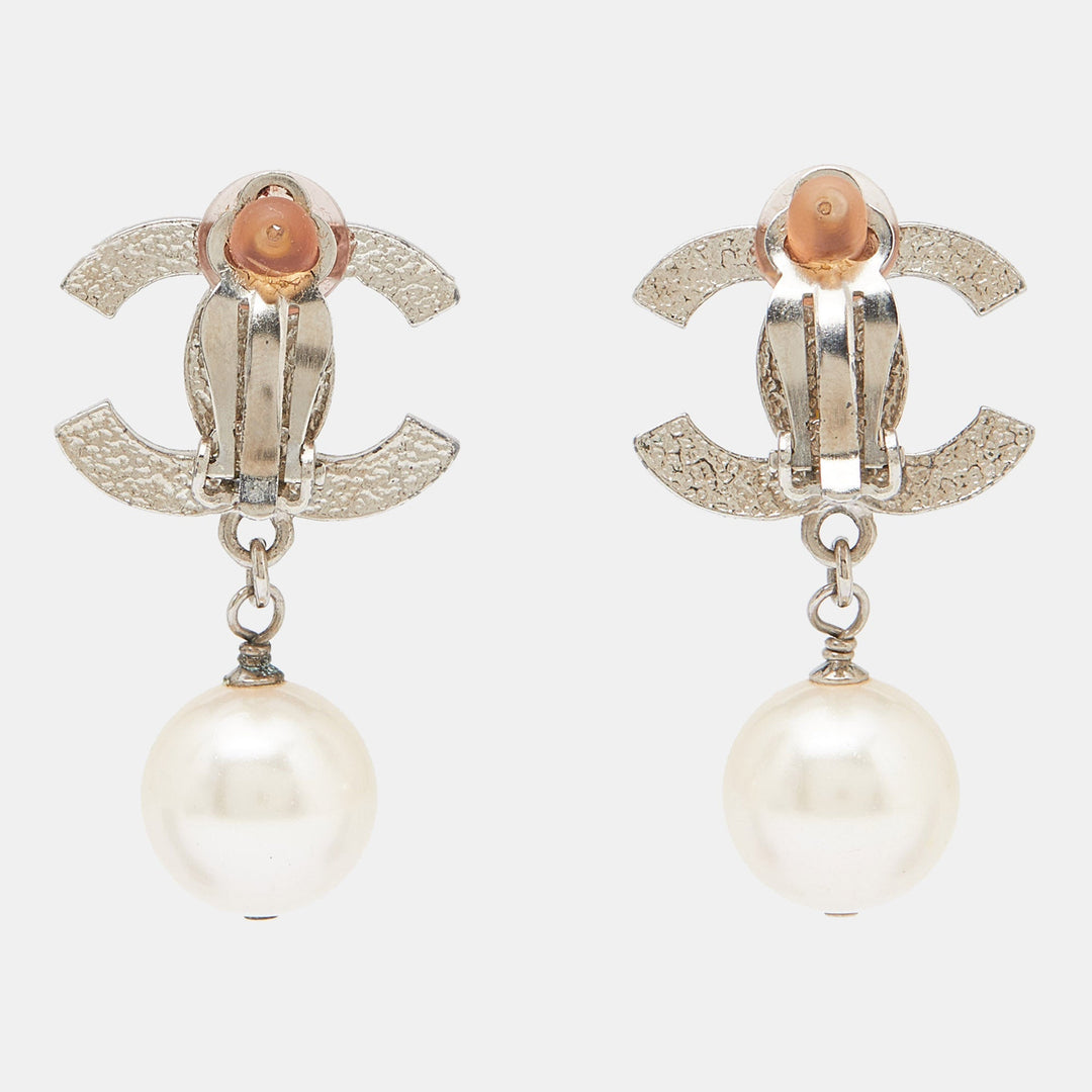 Top Quality Chanel CC Faux Pearl Silver Tone Earrings