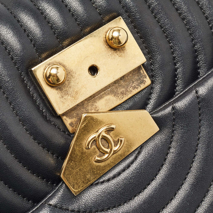 Chanel Black Quilted Leather Medium Pagoda New Bag
