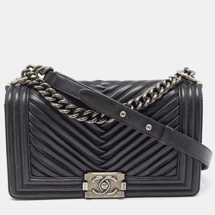 Chanel Black Chevron Pleated Leather Medium Boy New Bag