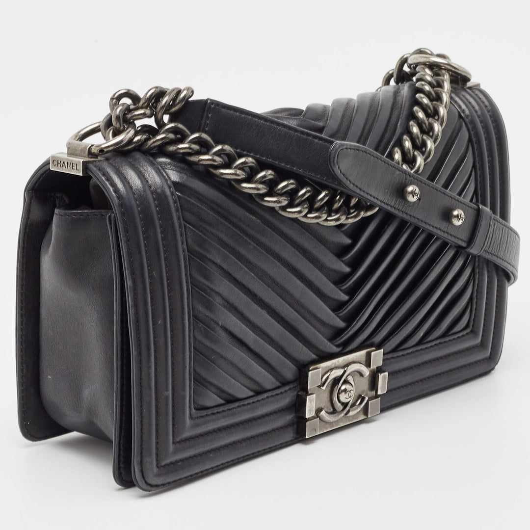 Chanel Black Chevron Pleated Leather Medium Boy New Bag