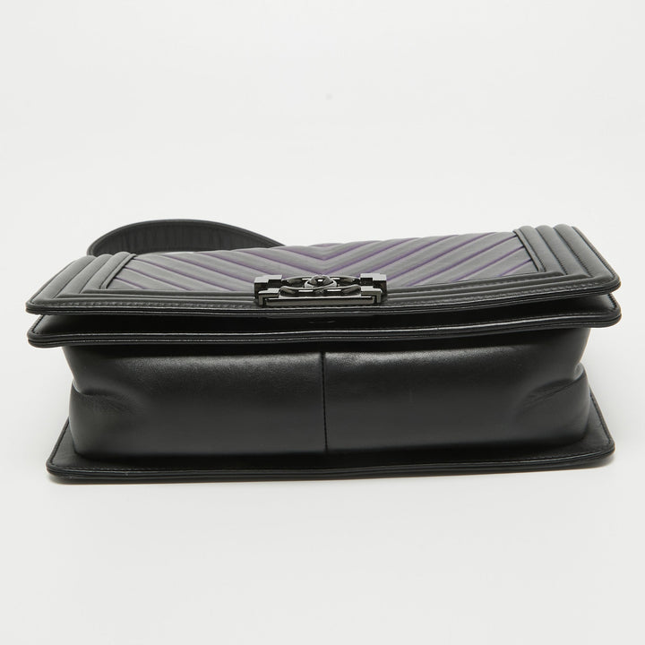 Chanel Black/Holographic Chevron Leather Medium Boy New Bag