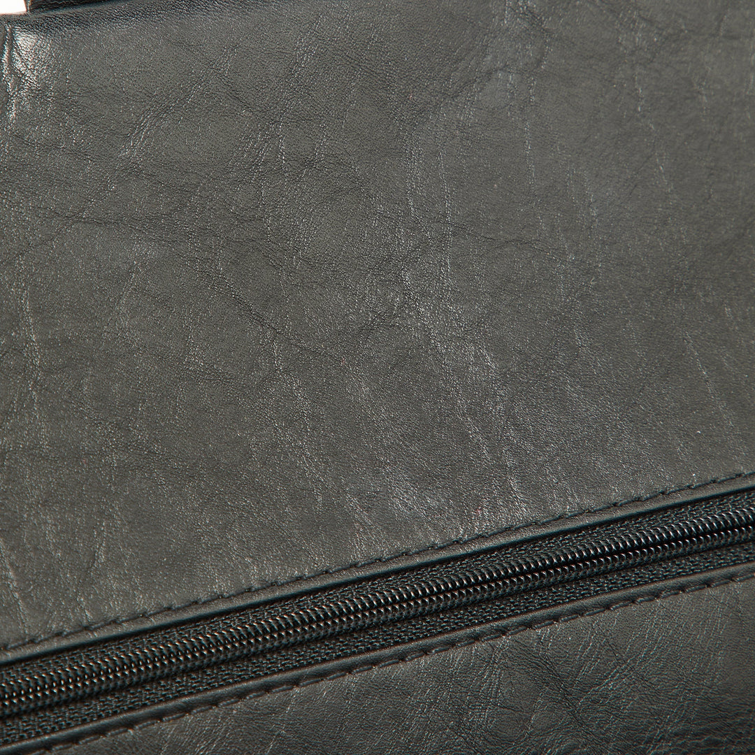 Chanel Black Quilted Aged Leather Reissue 2.55 Classic 227 New Bag