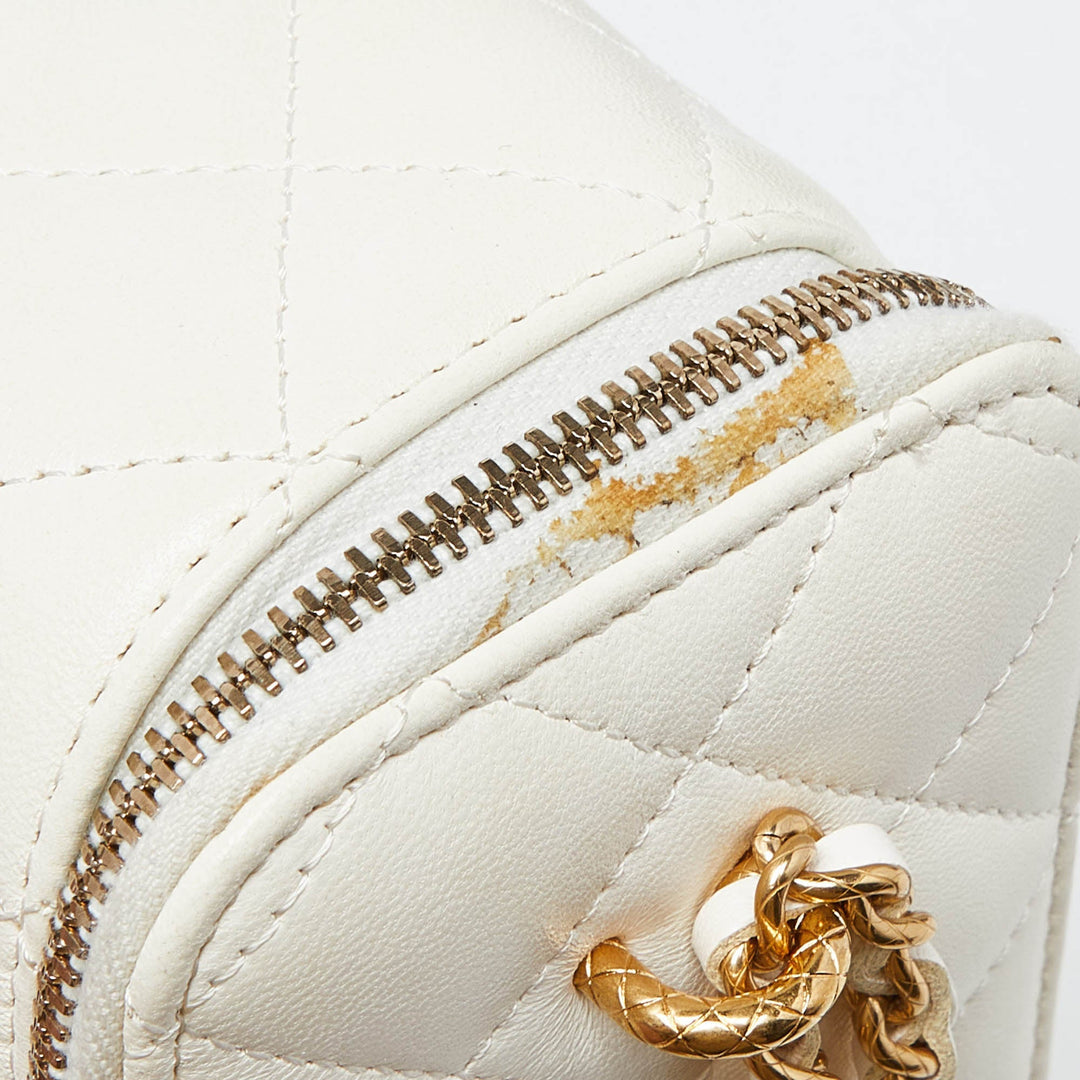 Top Quality Chanel Off White Quilted Leather Vanity Case Chain Bag