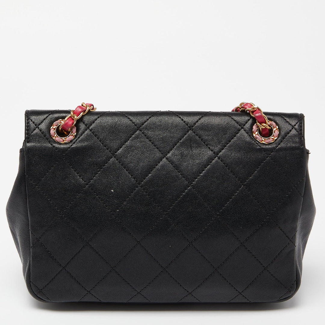 Chanel Black/Pink Quilted Leather CC Chain Logo Shoulder Bag