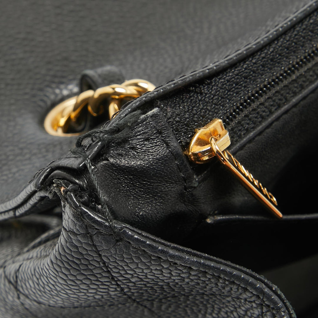 Chanel Black Quilted Caviar Leather Maxi Classic Single New Bag