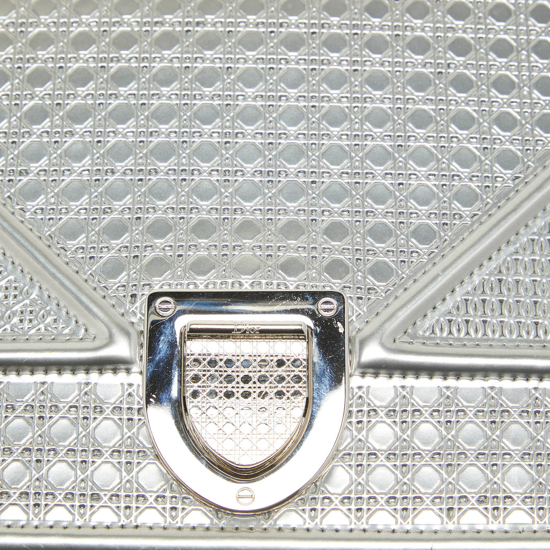 Top quality Dior Silver Microcannage Patent Leather Medium ama Flap Shoulder Bag