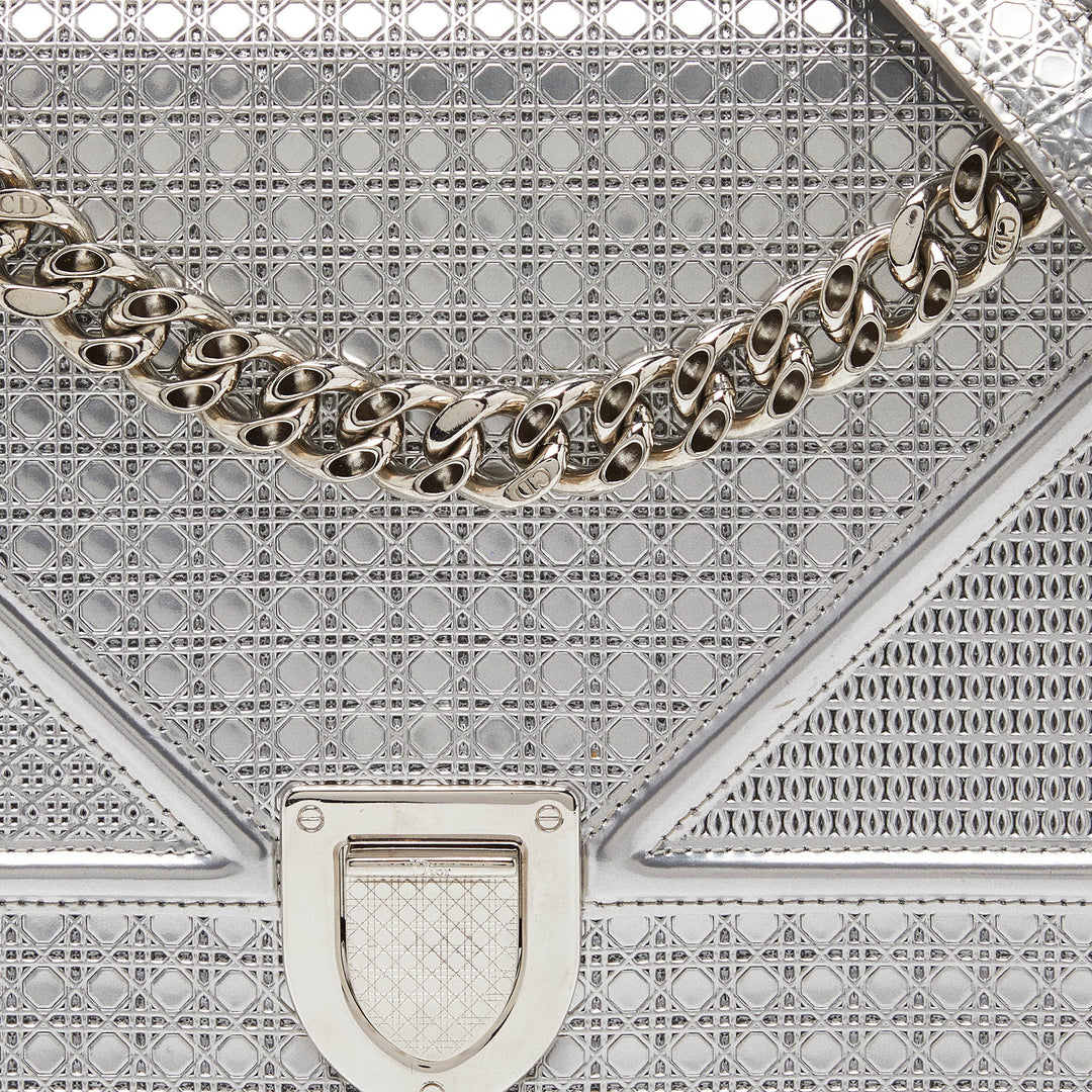 Top quality Dior Silver Microcannage Patent Leather Medium ama Flap Shoulder Bag