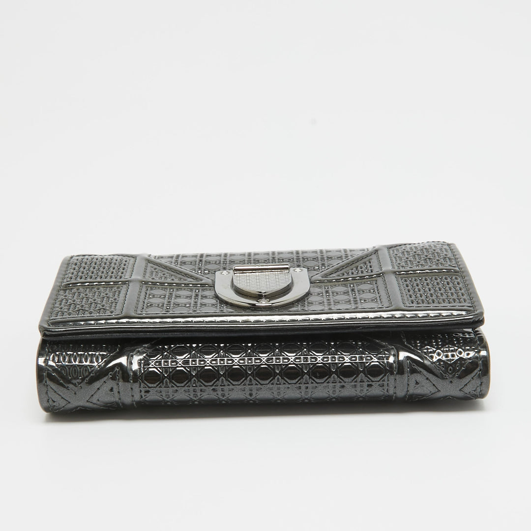 Top quality Dior Grey Microcannage Patent Leather ama Trifold Wallet