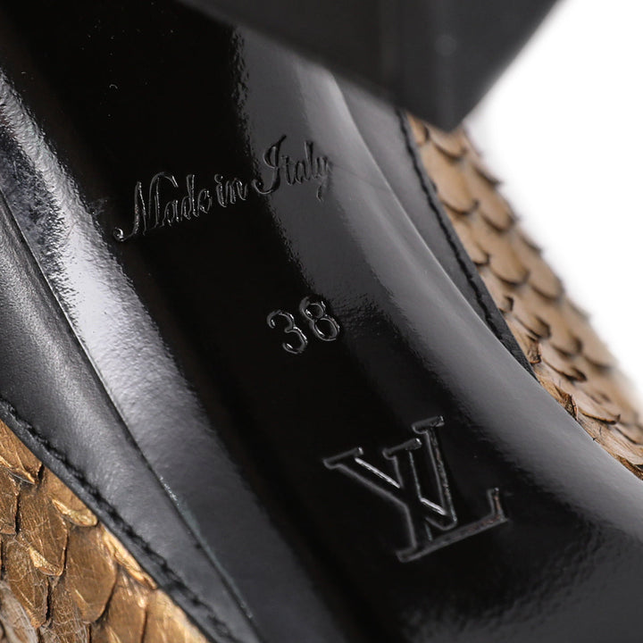 Louis Vuitton Bicolor Python Gamble Diva Pump 38