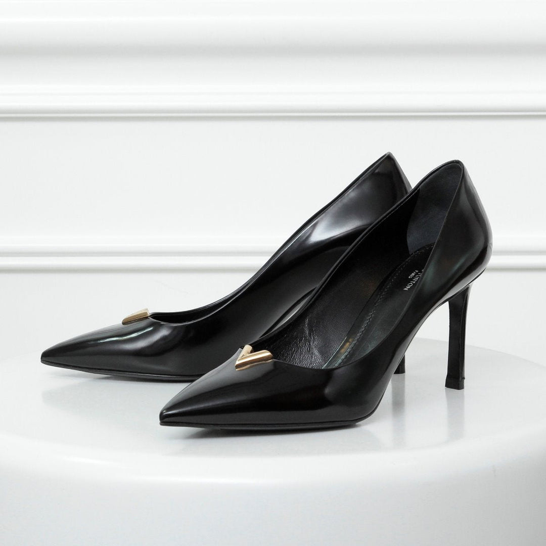 Louis Vuitton Black Heartbreaker Pumps 40