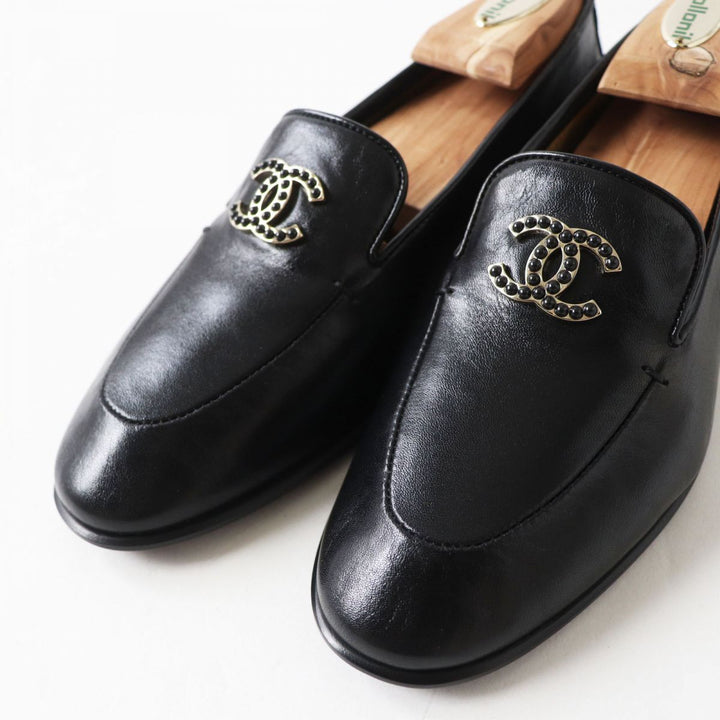 Top Quality Chanel COCO Mark Calfskin Loafers Black