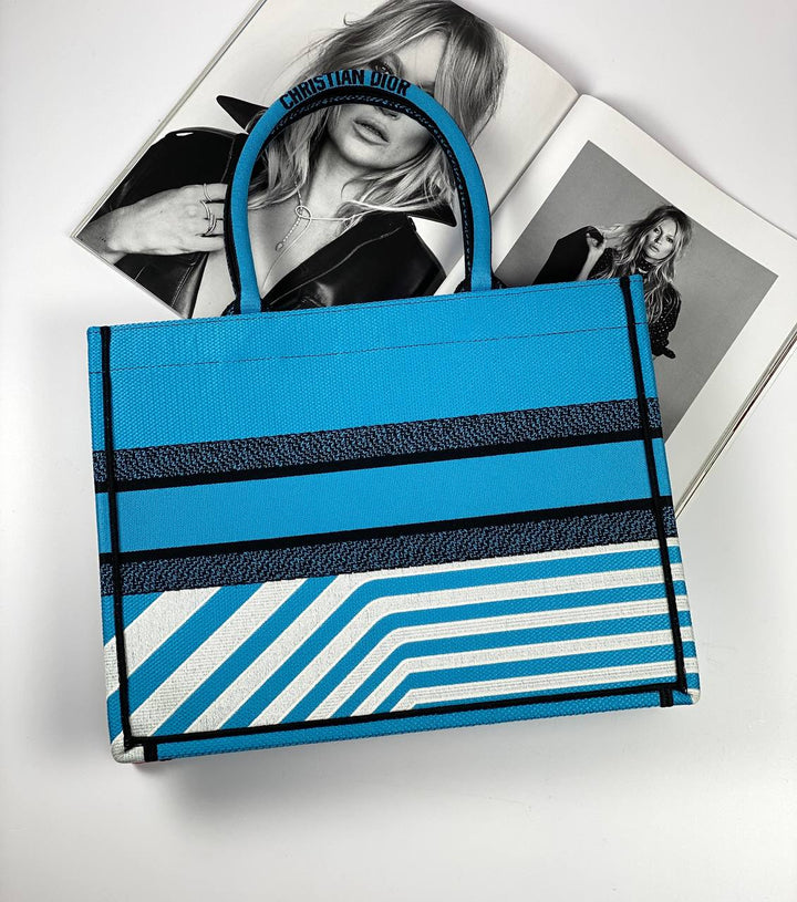 MEDIUM Top quality Dior BOOK TOTE Bright Blue and Bright Pink D-Jungle