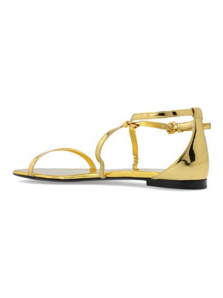 SANDAL