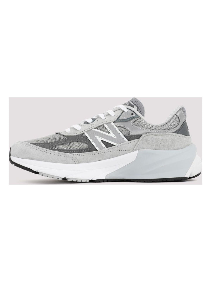 MADE IN USA 990v6