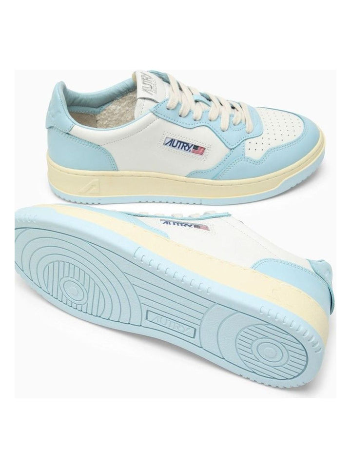 MEDALIST LEATHER WHITE/LIGHT BLUE