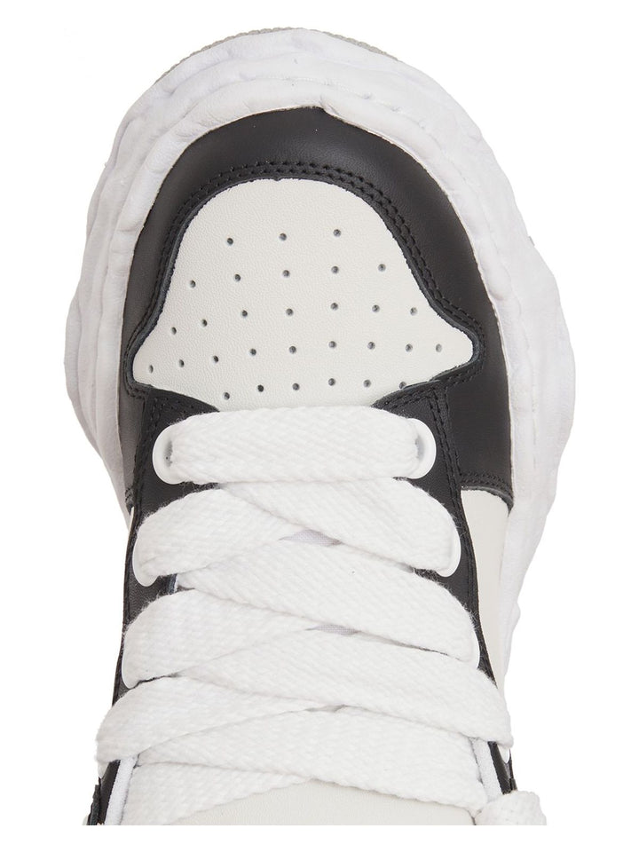 SNEAKER WAYNE PUFFER