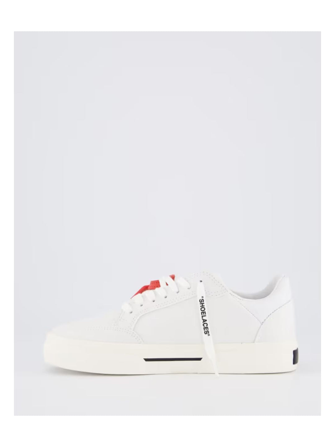 LOW  VULCANIZED SNEAKER