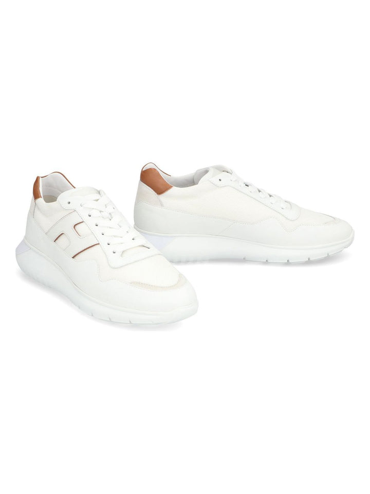 INTERACTIVE³ LOW-TOP SNEAKERS