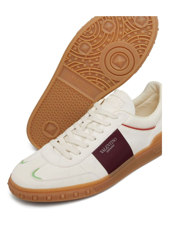 UPVILLAGE LEATHER SNEAKERS
