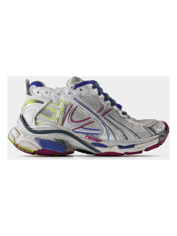 RUNNER SNEAKERS