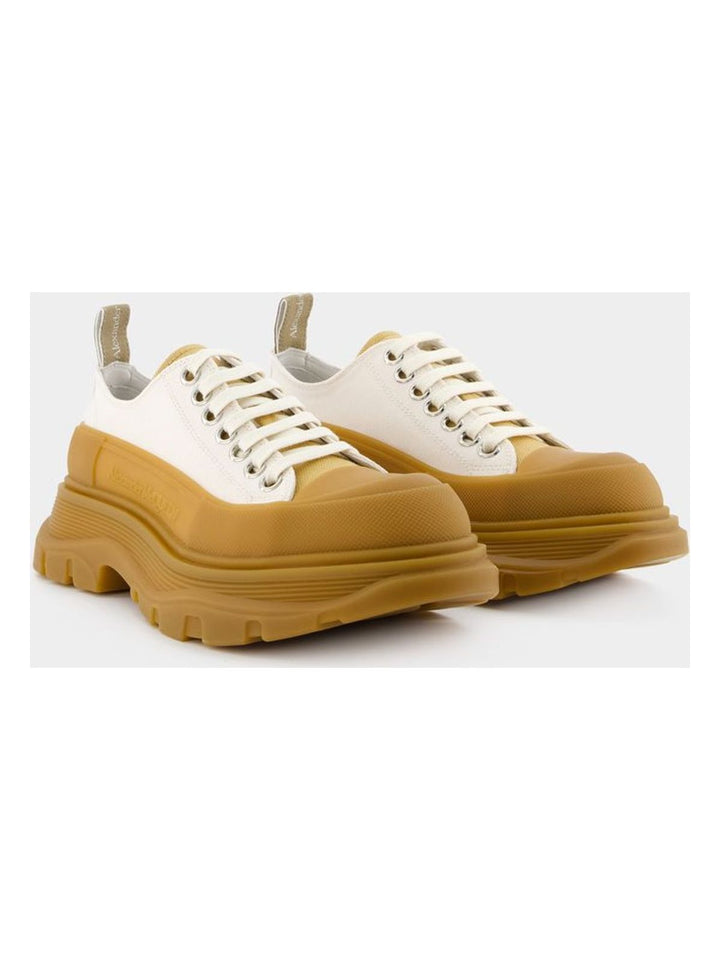 TREAD SNEAKERS