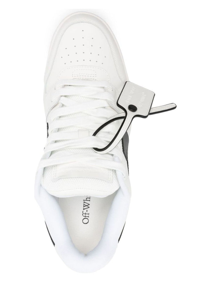 OUT OF OFFICE WHITE/BLACK SNEAKER