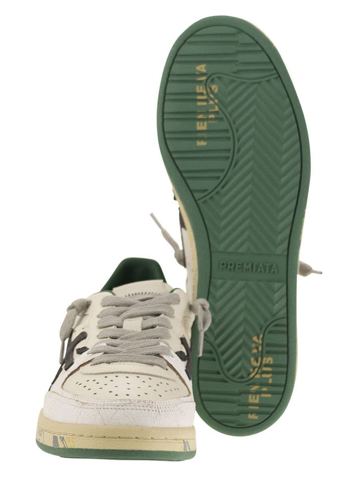 BSKT CLAY-D - SNEAKERS