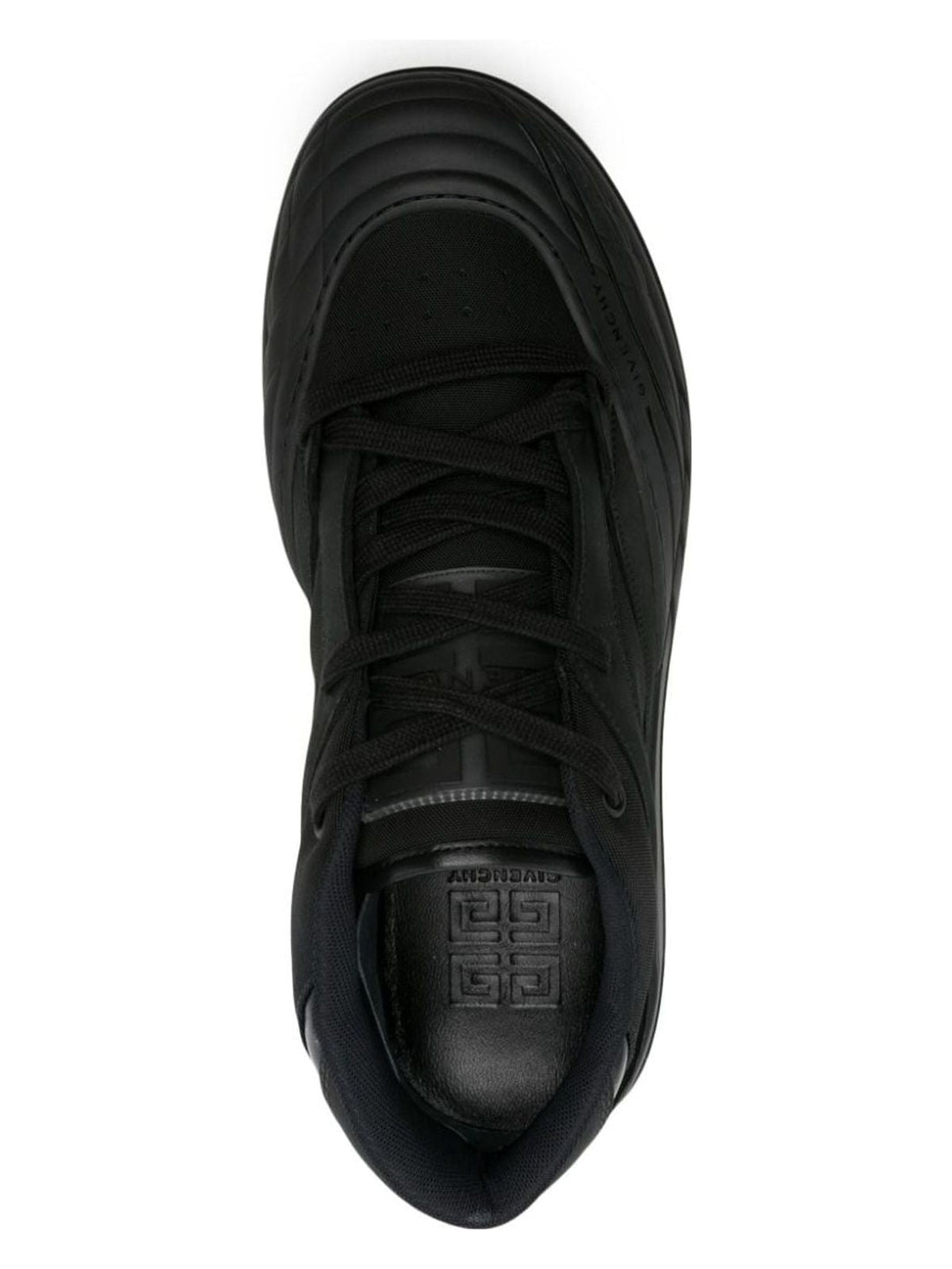 SKATE SNEAKERS
