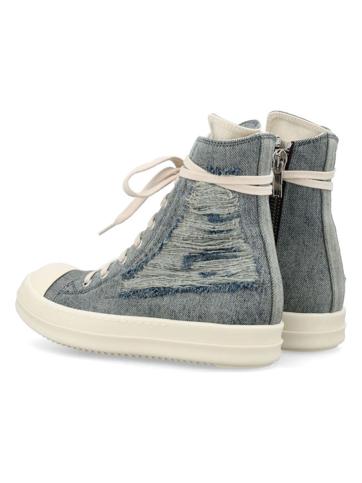 WOMAN'S SNEAKS