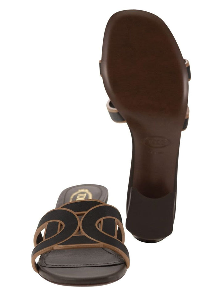LEATHER MULES