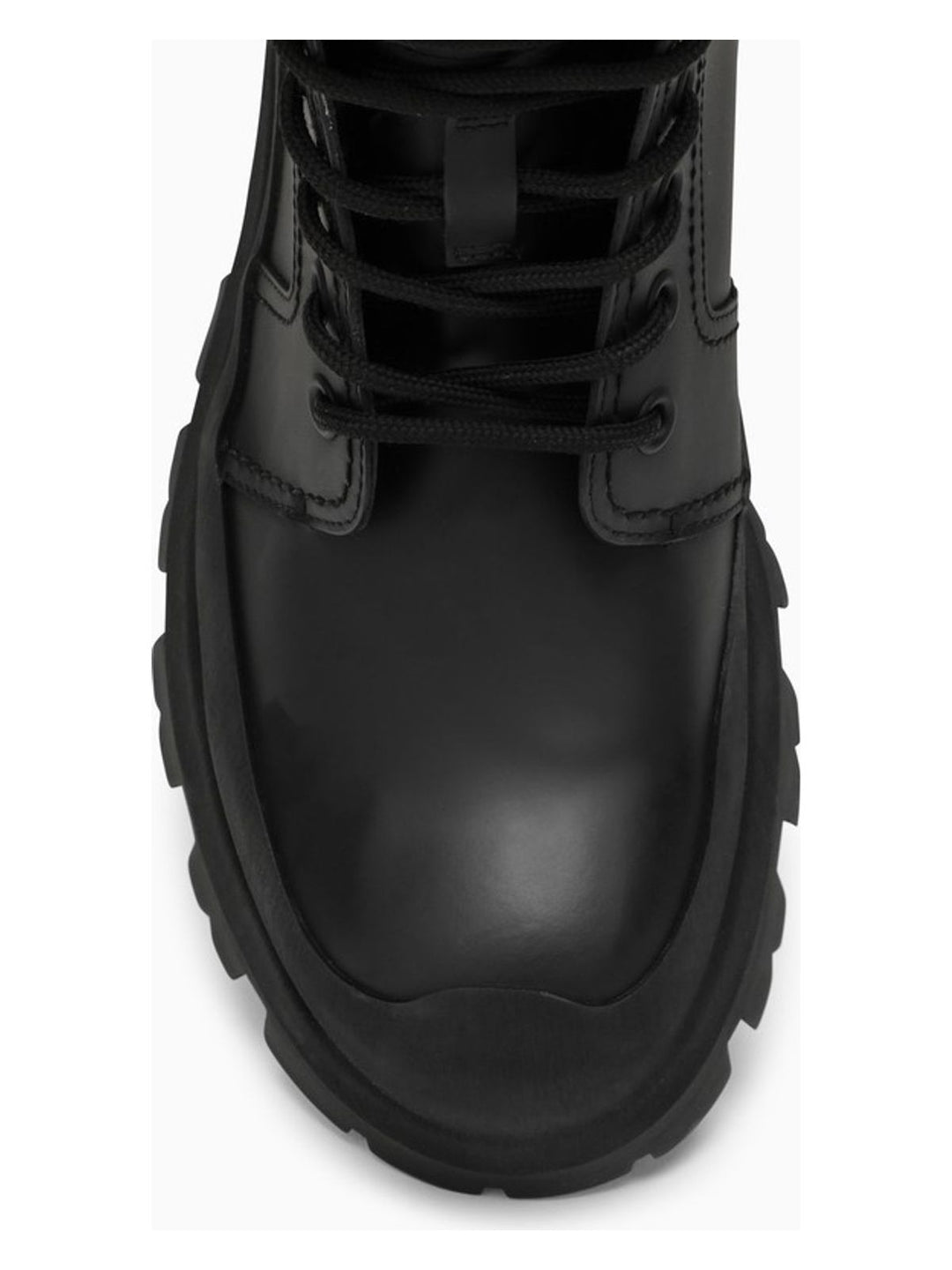 WANDER ANKLE BOOTS