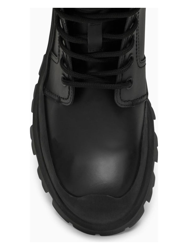 WANDER ANKLE BOOTS