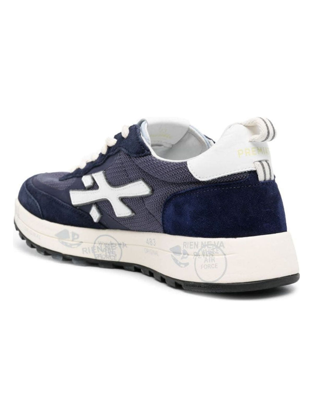 SNEAKER