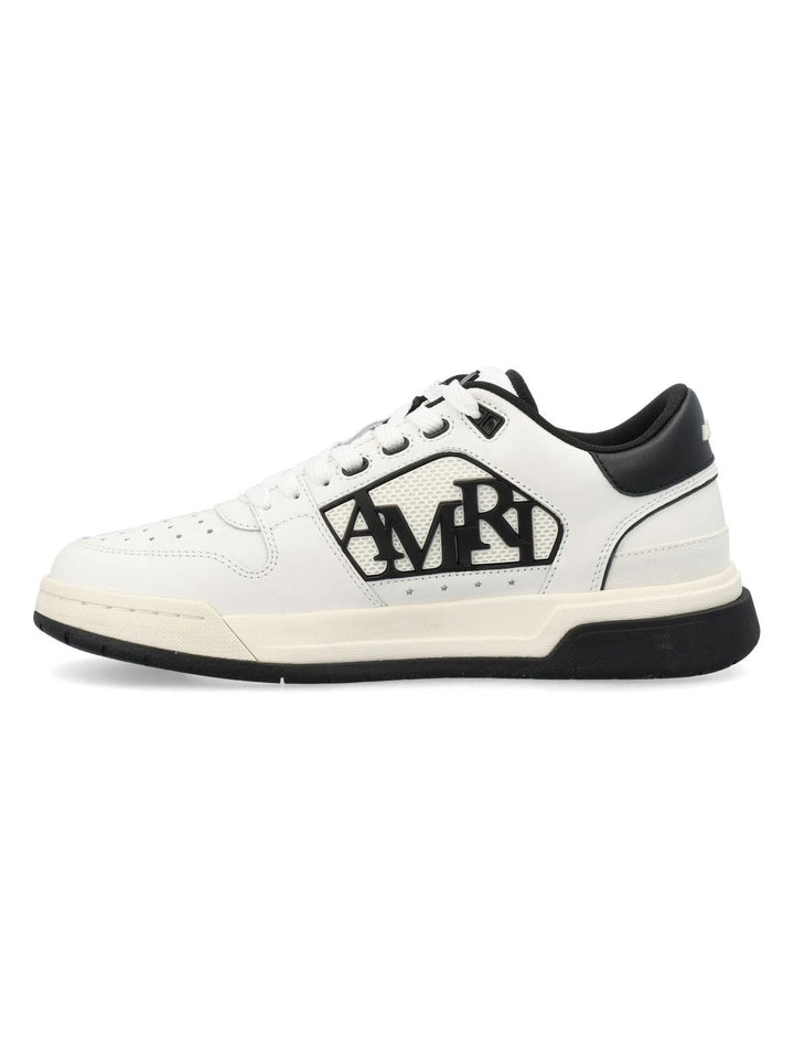 CLASSIC LOW SNEAKERS