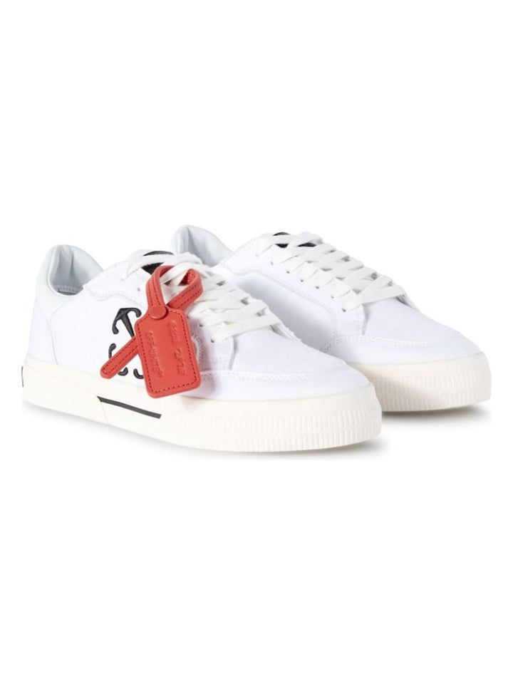 LOW VULCANIZED CANVAS SNEAKERS