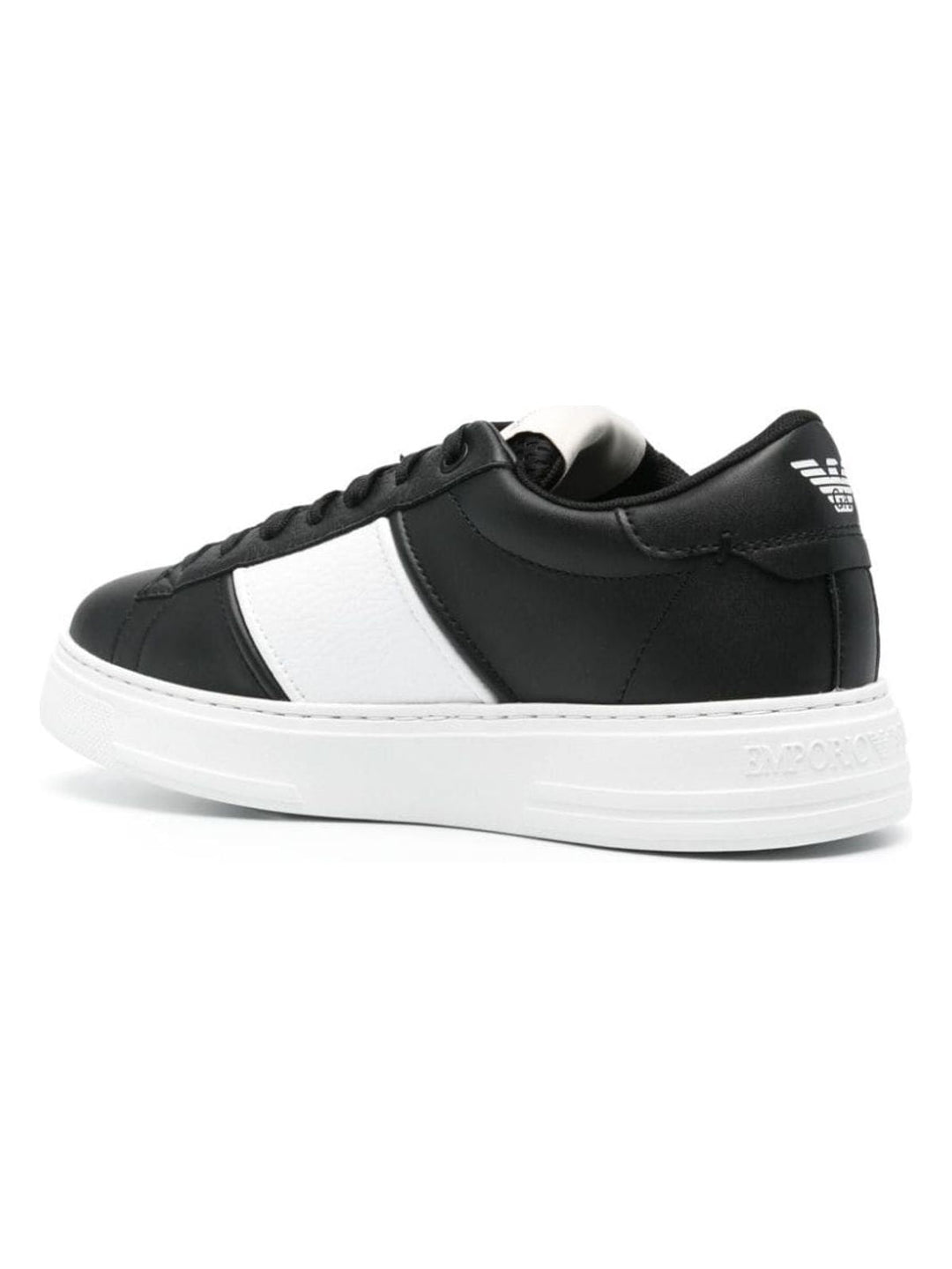 LEATHER SNEAKERS