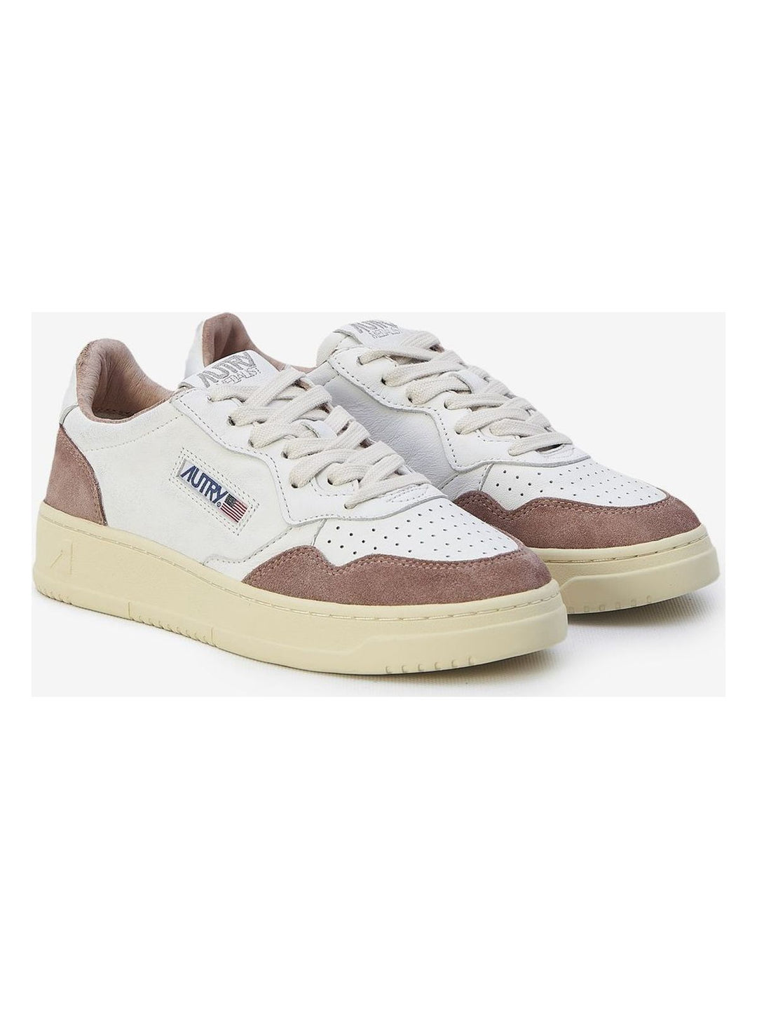 MEDALIST SNEAKERS