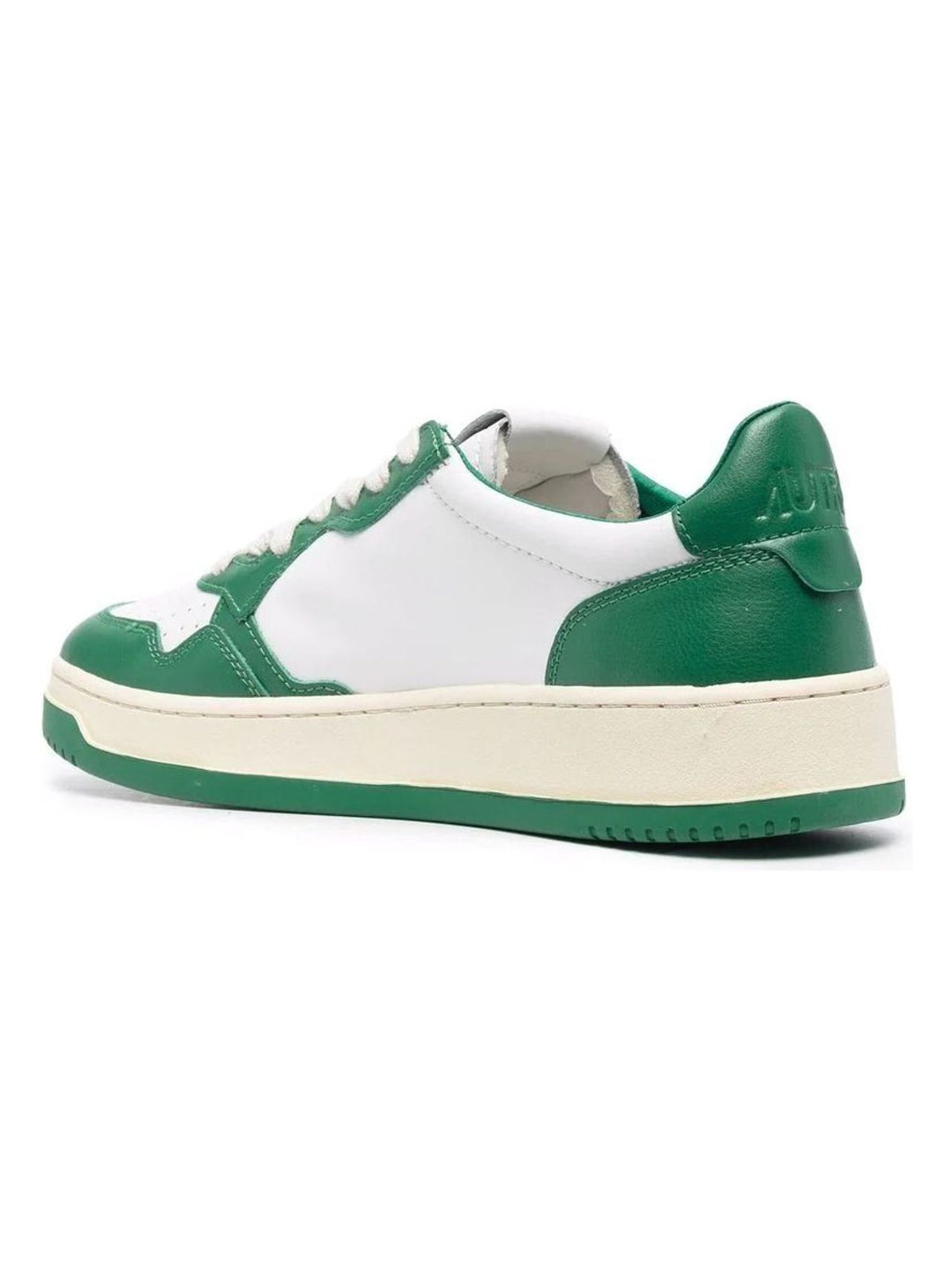 MEDALIST SNEAKERS