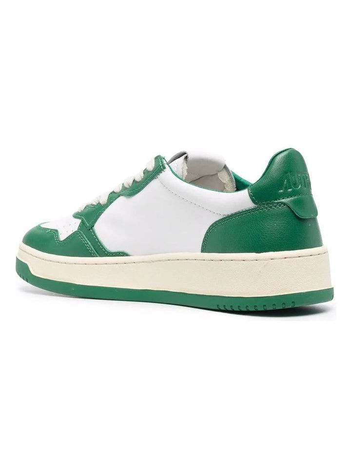 MEDALIST SNEAKERS