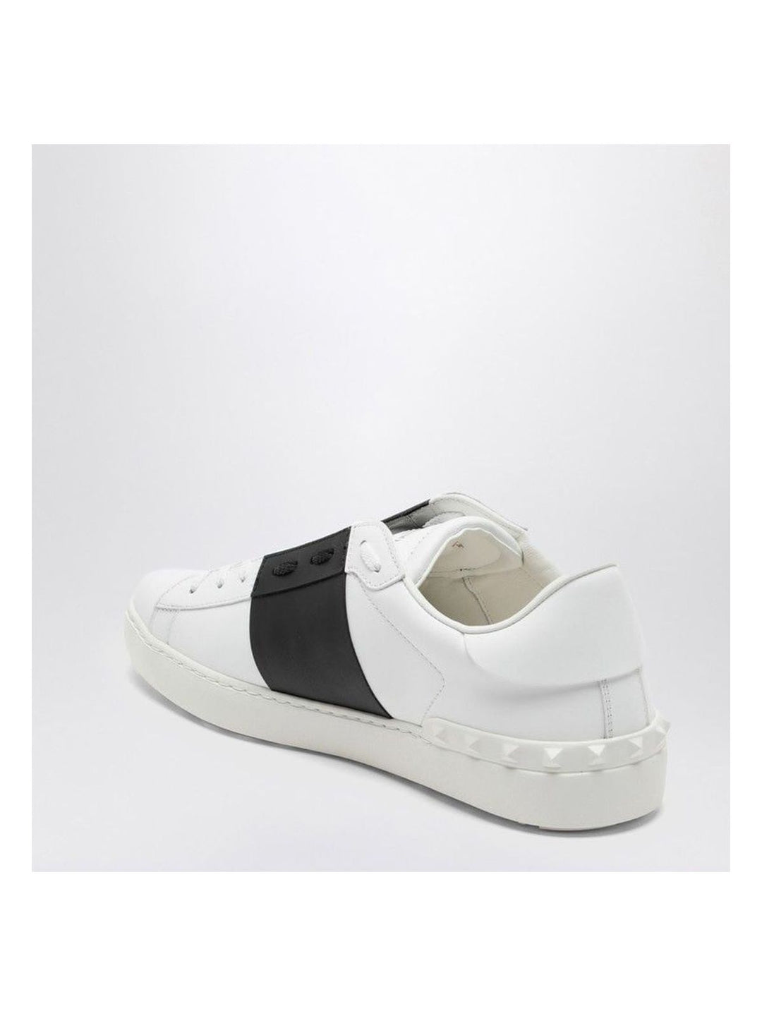 OPEN SNEAKERS
