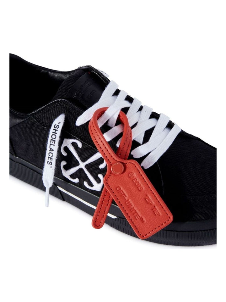 LOW VULCANIZED CANVAS SNEAKERS