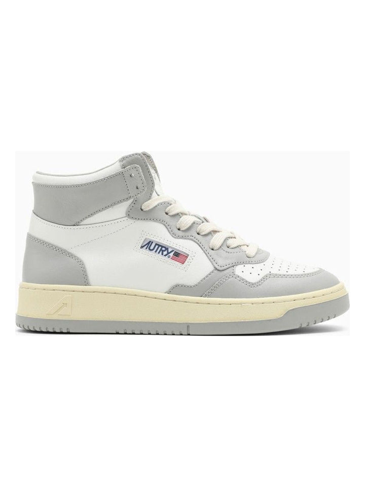 MEDALIST MID SNEAKERS IN WHITE/LIGHT GREY LEATHER