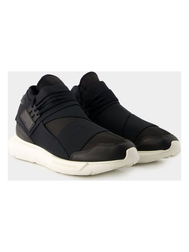 QASA SNEAKERS