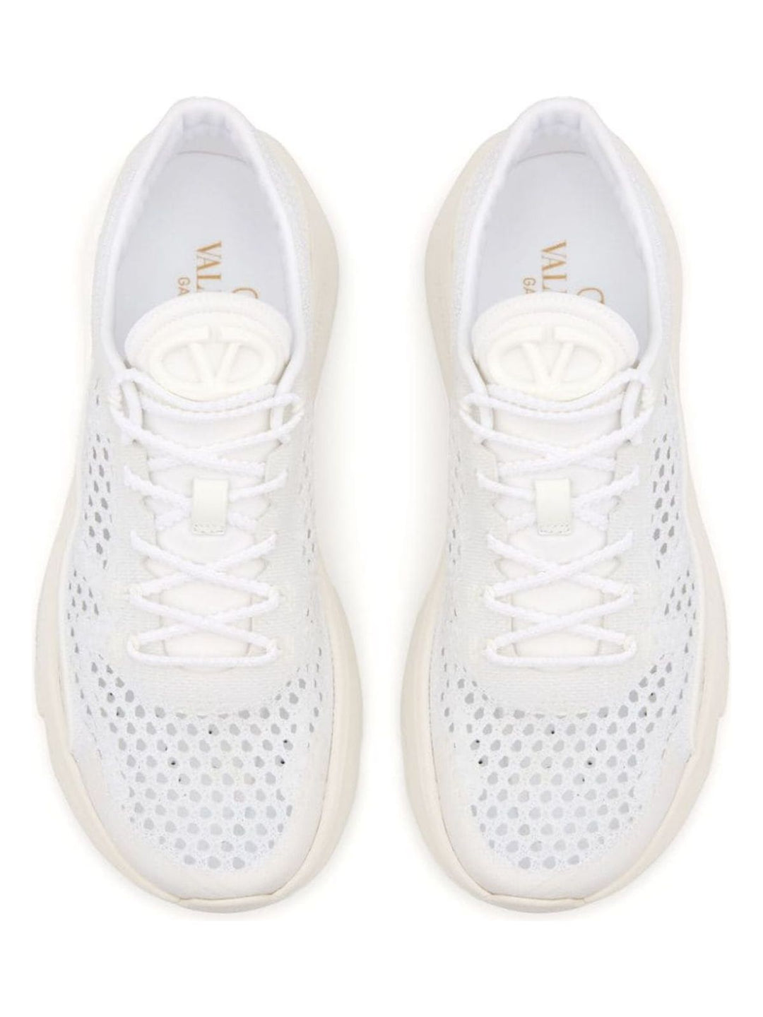 TRUE ACTRESS SNEAKERS