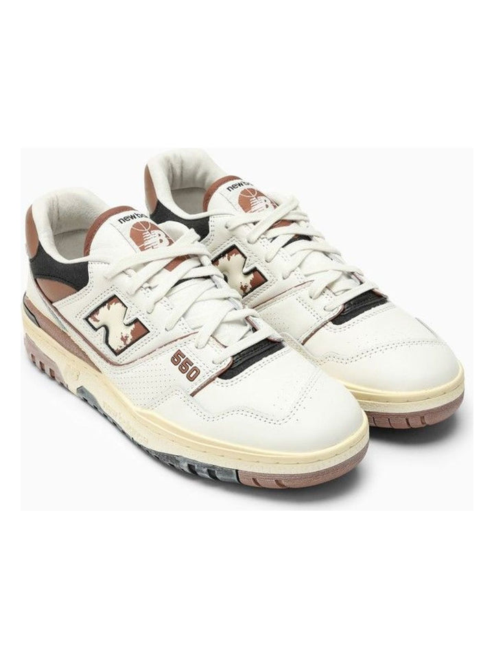 LOW 550 WHITE/VINTAGE BROWN SNEAKERS