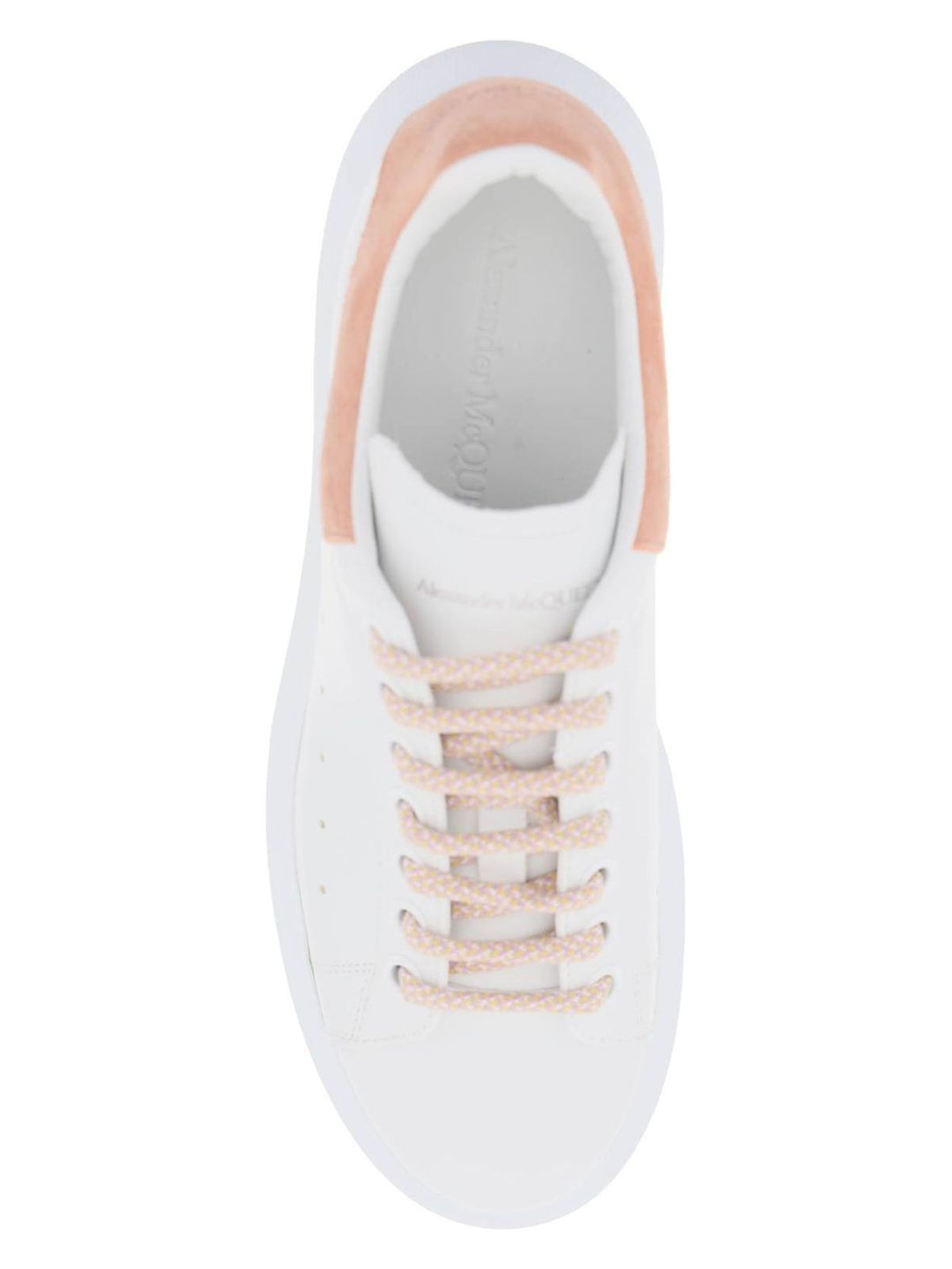 OVERSIZED SNEAKERS