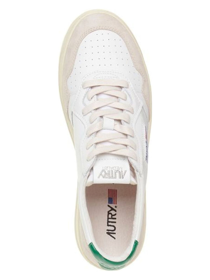MEDALIST SNEAKERS