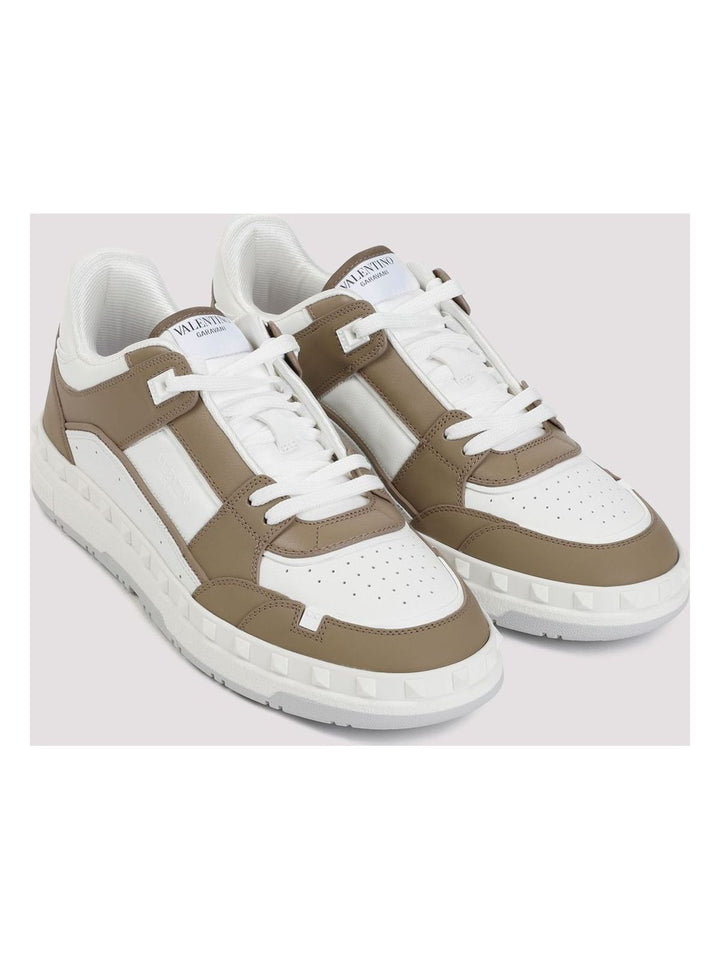 Freedots Sneakers