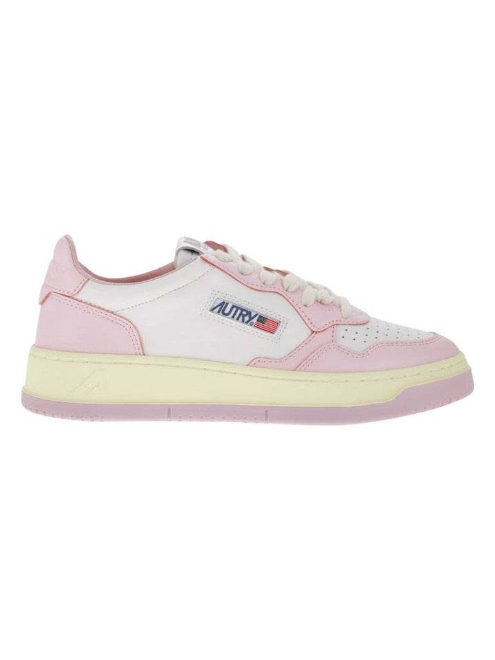 MEDALIST LEATHER WHITE/BLUSH BRIDE SNEAKER