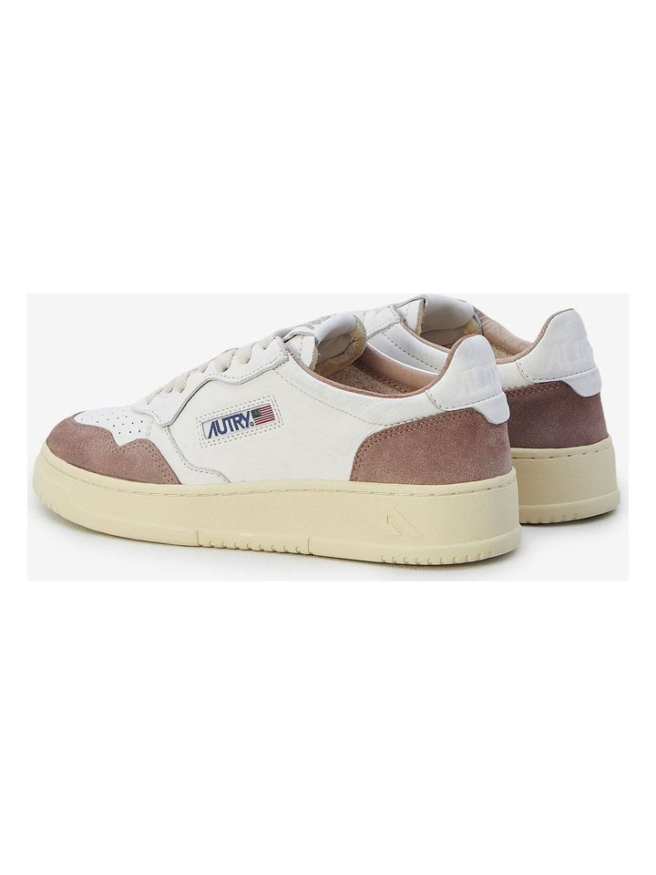 MEDALIST SNEAKERS